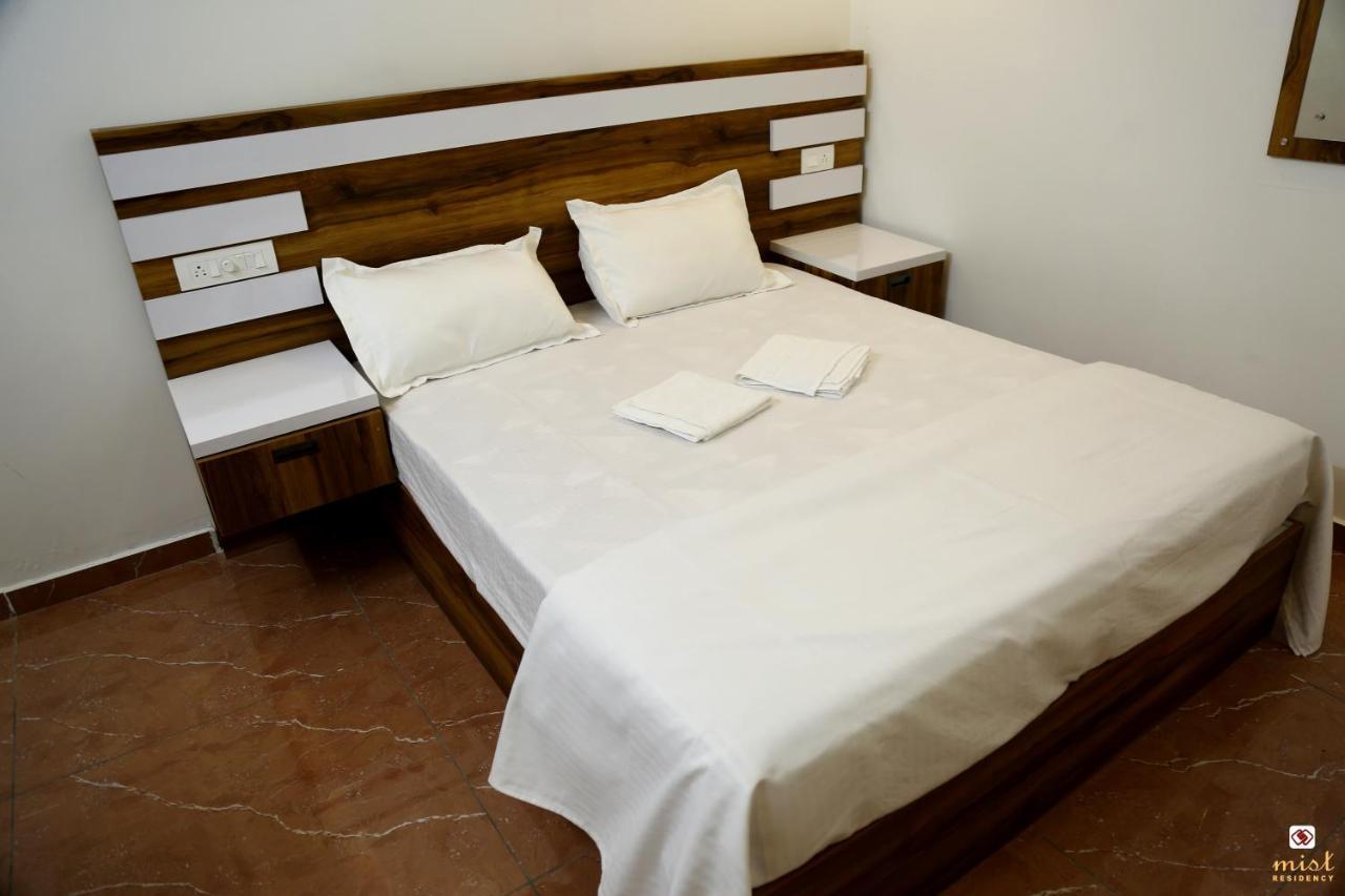 Mist Residency Hotel Kattappana Exterior photo